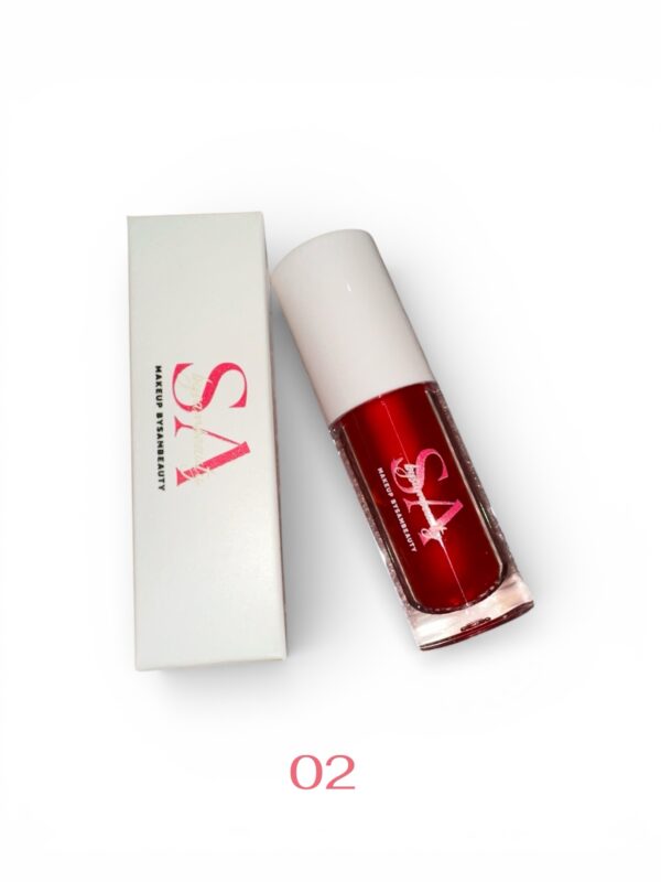 Lip tint with Vitamin E